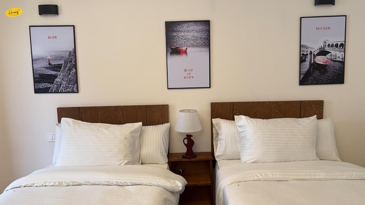 Happy View Inn Kafret el-Gabal Buitenkant foto